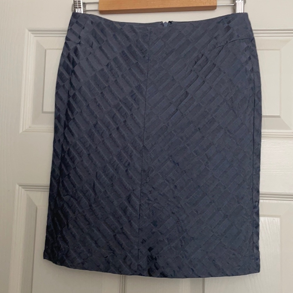 Elie tahari slate grey skirt size 2 EUC